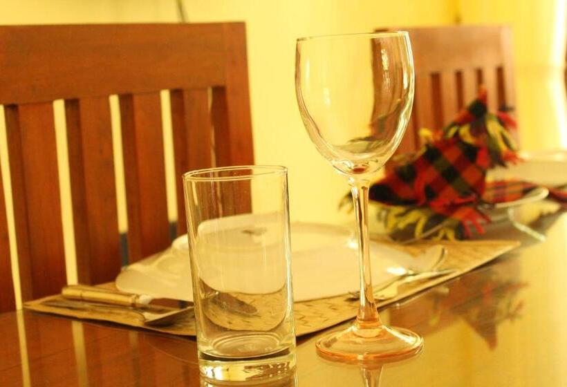 فندق Kandy Lotus