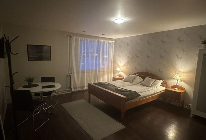 酒店 Li Keskipiste