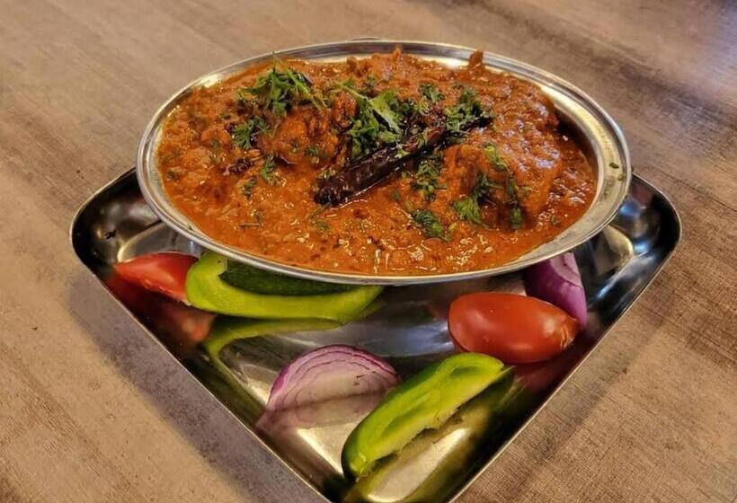 Отель Lutino Homes Opposite To D Mart Ramurthynagar