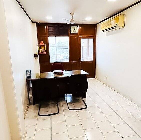 Roomshala 140 Hotel 24&7 Malviya Nagar