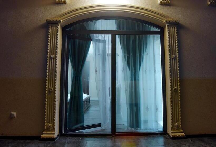 هتل Restaurant Imperium