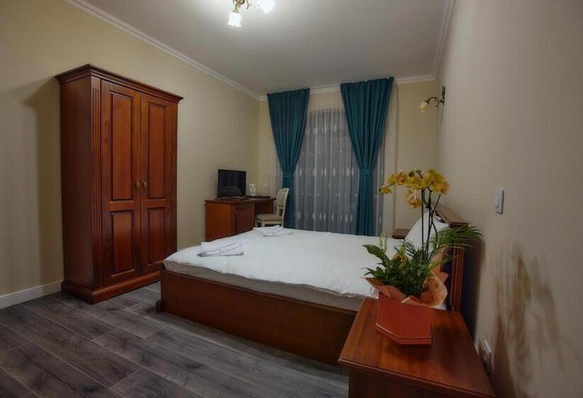 هتل Restaurant Imperium