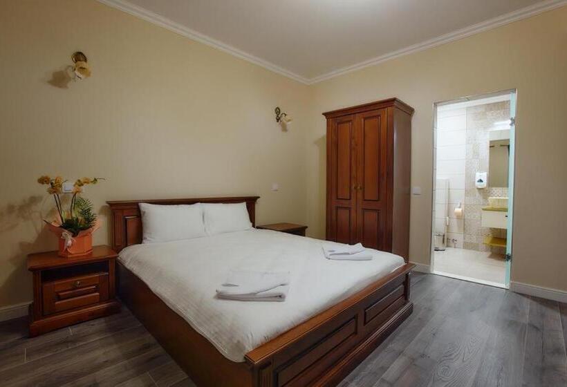 هتل Restaurant Imperium