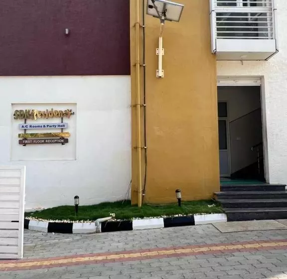 ホテル Sdk Residency