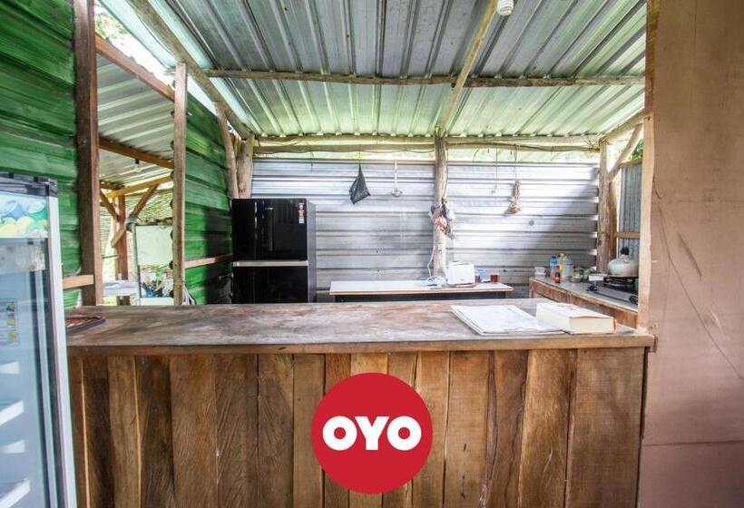 Hotel Spot On 93451 Bale Kertiasih