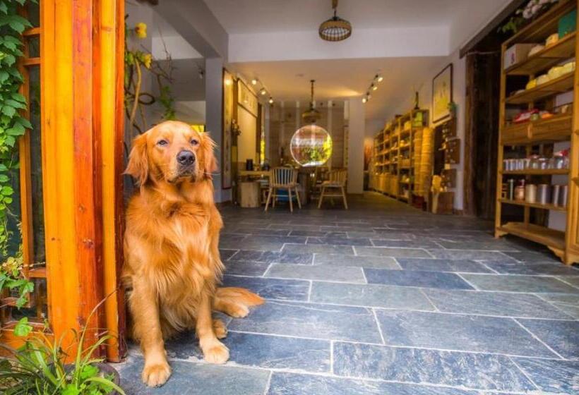 فندق Time Away Inn