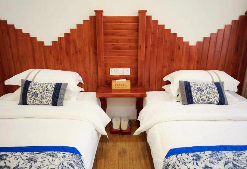 فندق Time Away Inn