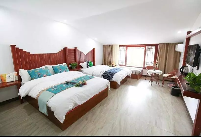 Hotelli Time Away Inn