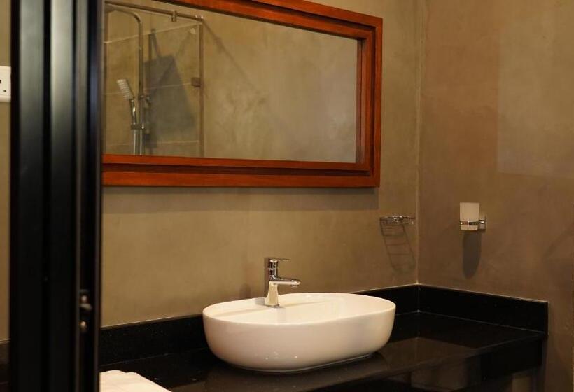 فندق Woodgrove Cabanas