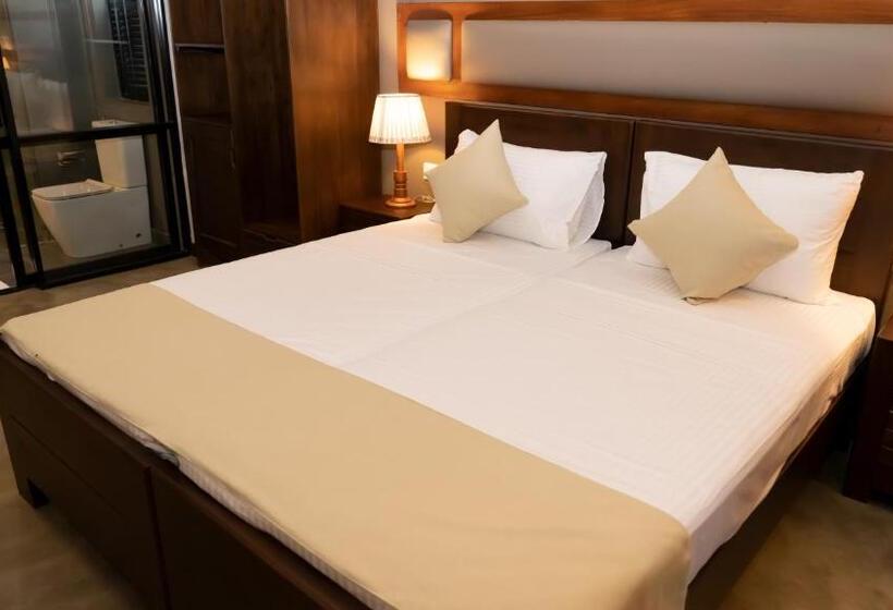 فندق Woodgrove Cabanas