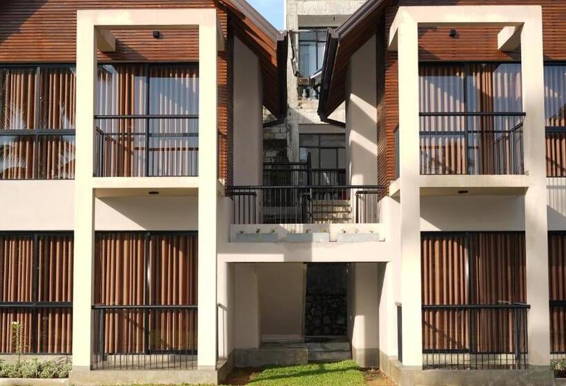 فندق Woodgrove Cabanas