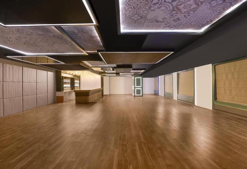 Lemon Tree Hotel, Hisar