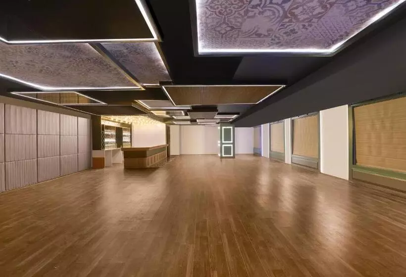 Lemon Tree Hotel, Hisar