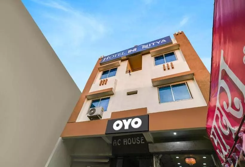 ホテル O Nitya