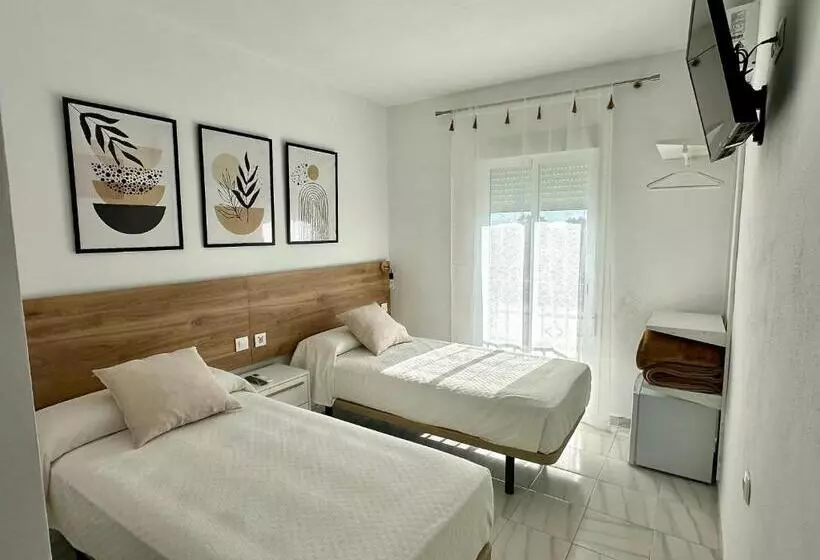 ペンション Hostal Merino Jédula