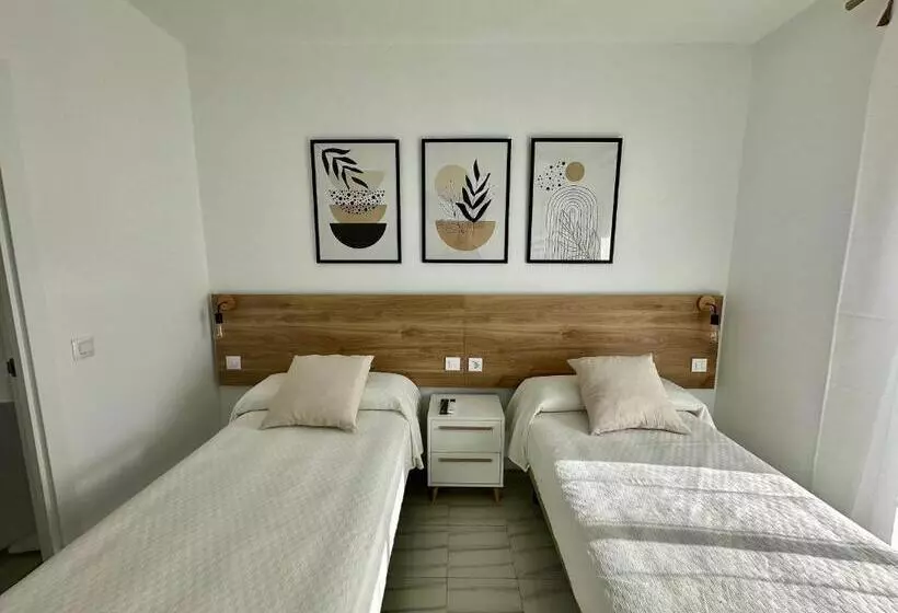 ペンション Hostal Merino Jédula