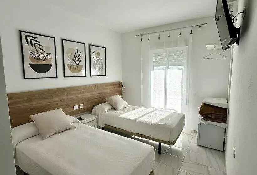 ペンション Hostal Merino Jédula