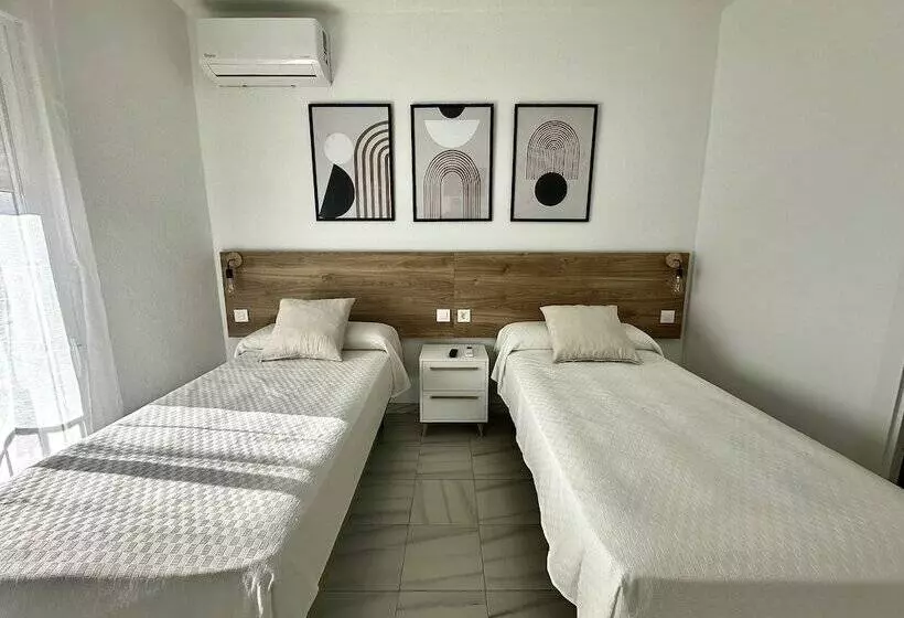 ペンション Hostal Merino Jédula