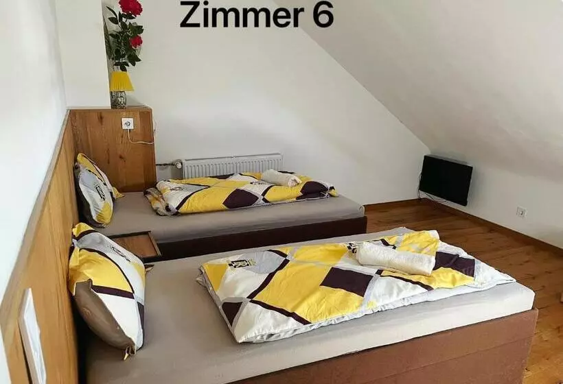 Majatalo Zimmer In Ein Haus Mit Waschmaschine