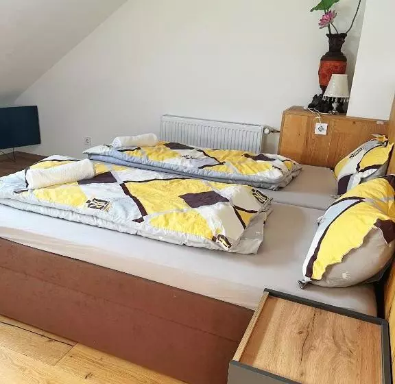 Majatalo Zimmer In Ein Haus Mit Waschmaschine