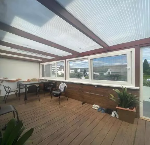 Majatalo Zimmer In Ein Haus Mit Waschmaschine