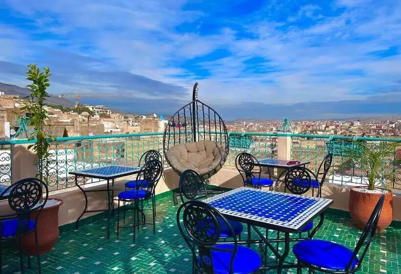 Riad Noor Medina