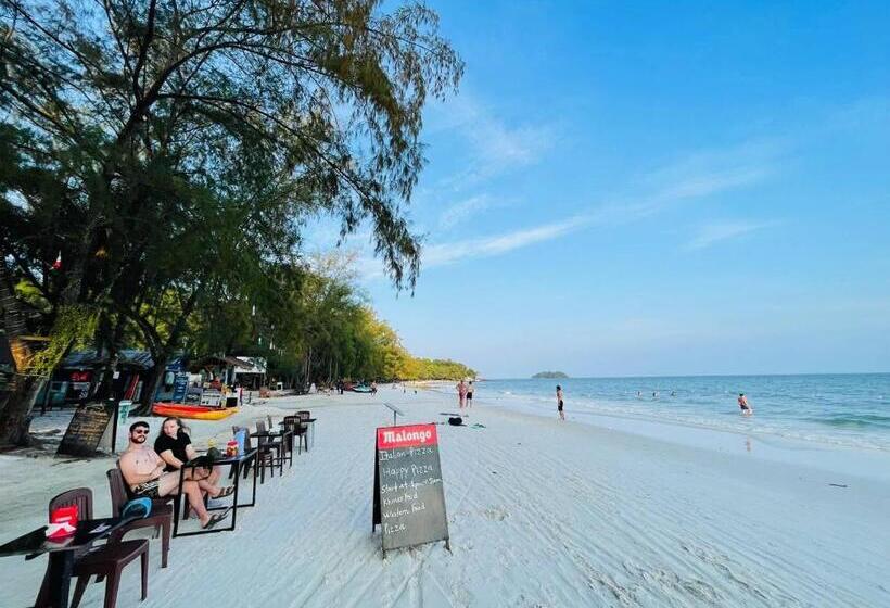 הוסטל Blue Shore Pavilion