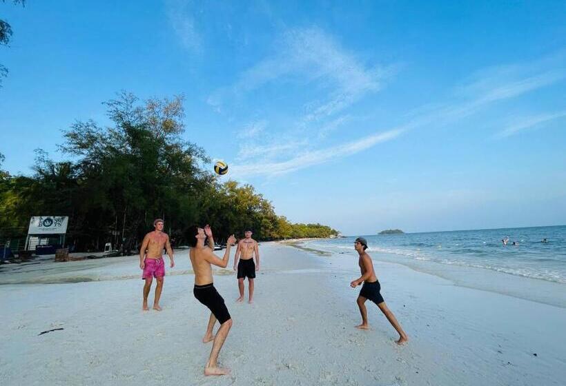 הוסטל Blue Shore Pavilion