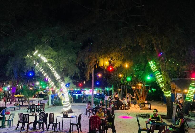 הוסטל Blue Shore Pavilion