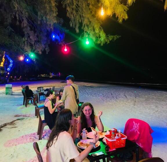 הוסטל Blue Shore Pavilion