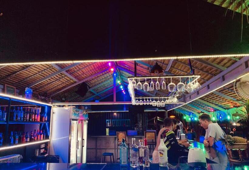 הוסטל Blue Shore Pavilion