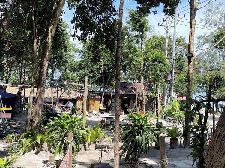 הוסטל Blue Shore Pavilion