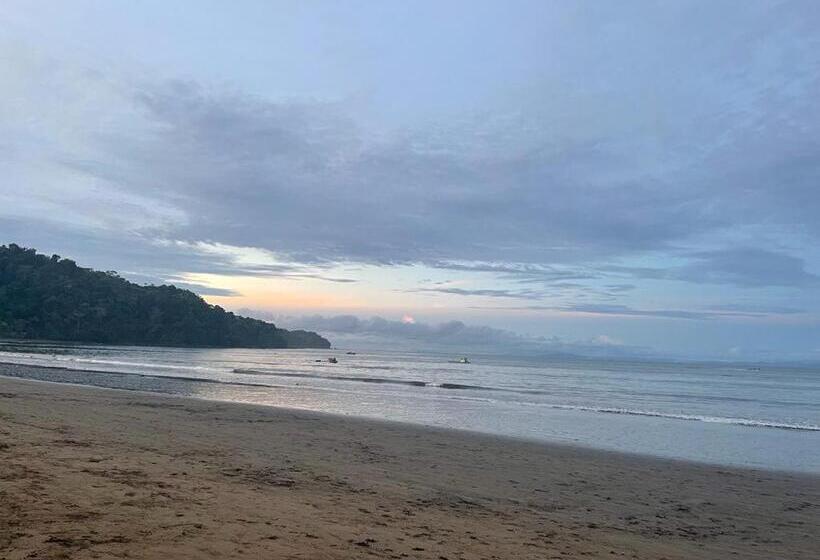 Hostel Posada Brisas Del Mar