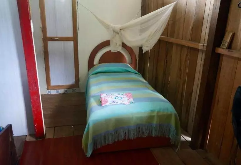 ユースホステル Posada Brisas Del Mar