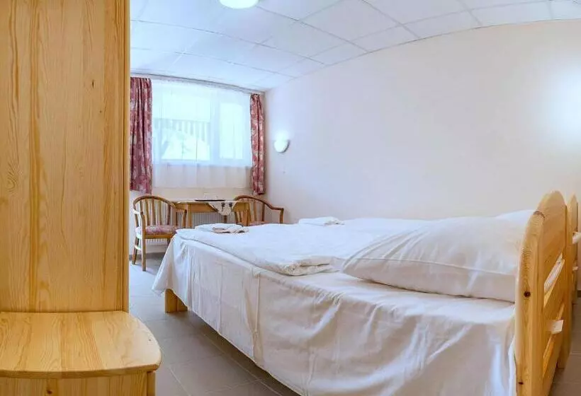 Aamiaismajoitus (B&B) Thermál Panzió Kiskunmajsa