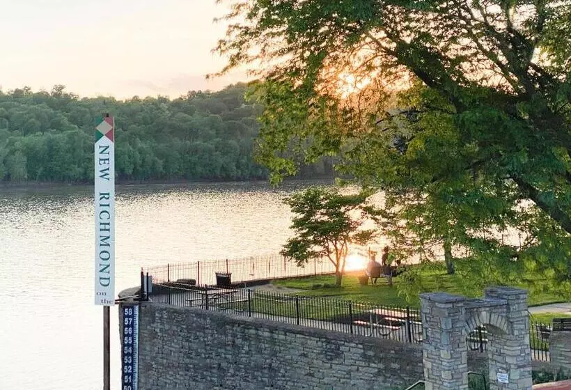 Historic New Richmond Ohio Riverfront