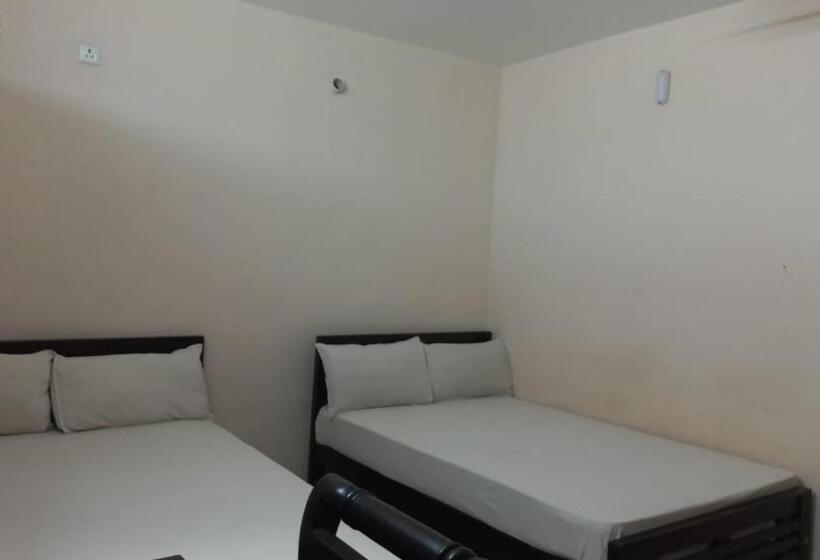 Hotel Amme Narayana Tourist Home