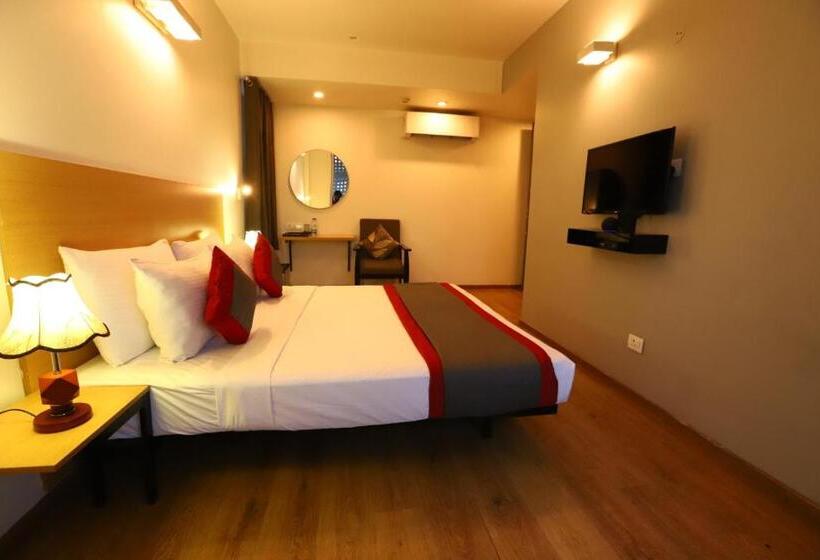 Hotelli Bk Studio And Rooms Near Huda City Centre