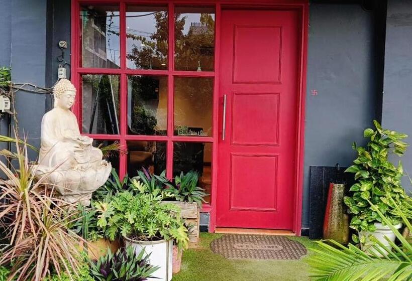 Hotelli Bk Studio And Rooms Near Huda City Centre