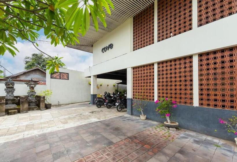 בית מלון כפרי Cove Matahari Senja