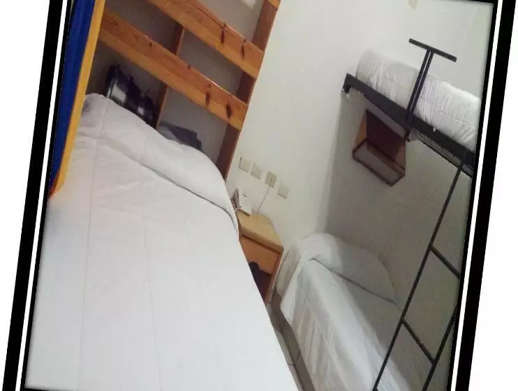 カプセルホテル Hostal De Escandón