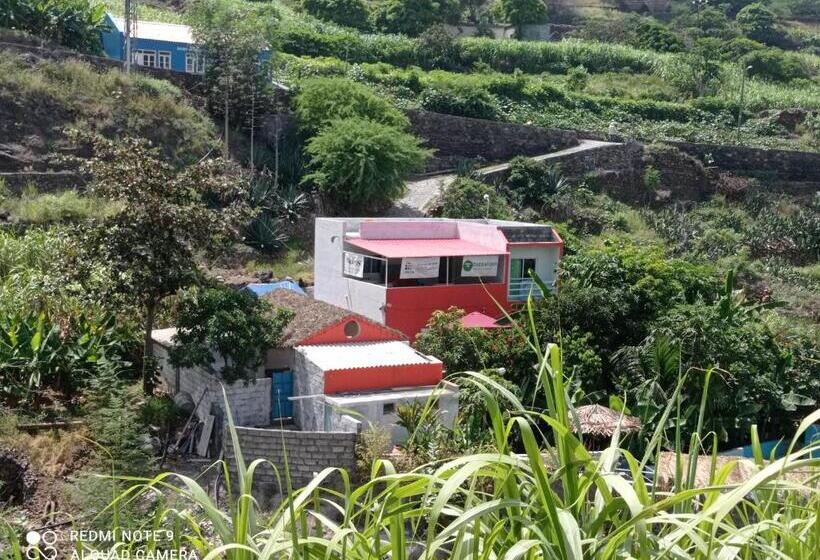 هتل Recanto D Nha Fana