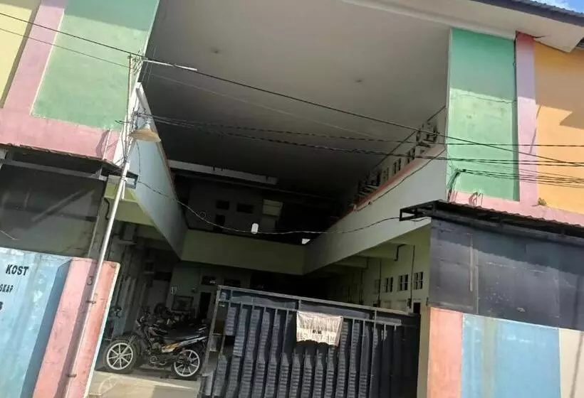 هتل Spot On 93442 Widya Homestay Syariah