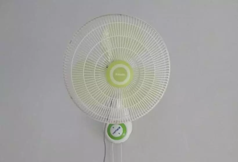 هتل Spot On 93442 Widya Homestay Syariah