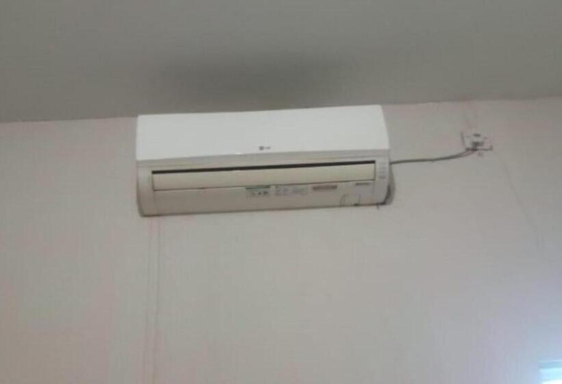 호텔 Spot On 93442 Widya Homestay Syariah