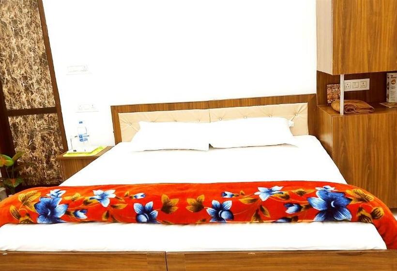 هتل The Paradise Suites    Studios    High Rated Rooms In Area