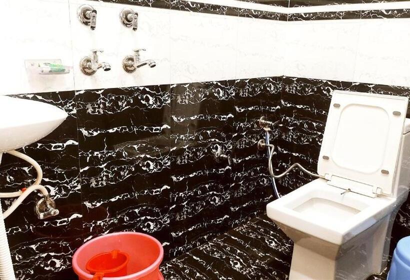 هتل The Paradise Suites    Studios    High Rated Rooms In Area