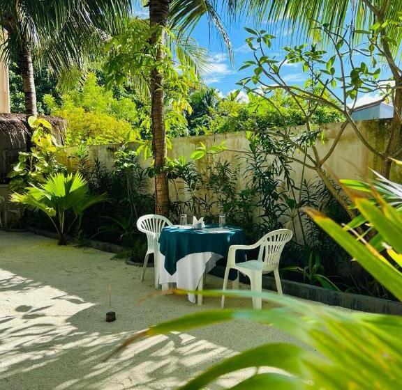 پانسیون Honey Seren Retreat