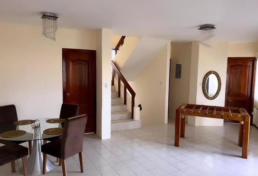 Пансион Hostal Judy Suites