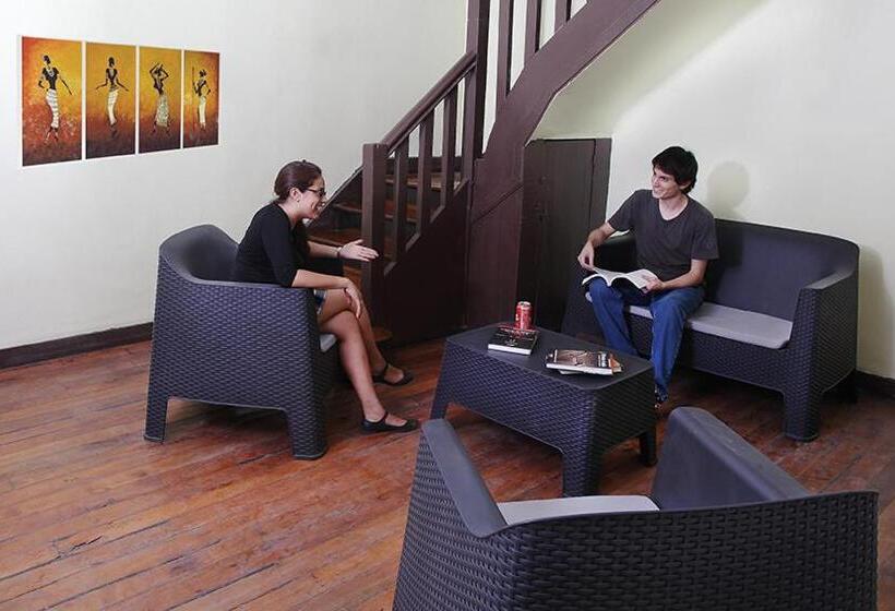 膳宿费 Residencia Wenuikan